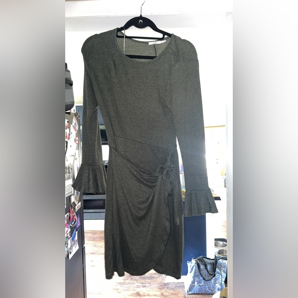 Wilfred Olive Green Long-Sleeve Tie-Waist Dress